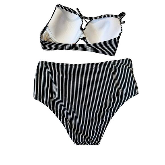 SHADE & SHORE Womens Swim suit, size Lg. bottoms, size 36 C top, black & white - Picture 3 of 9